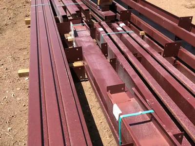 100x300x18 Metal Building photo 2