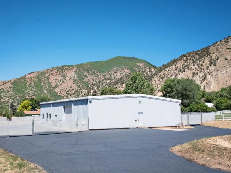 60x100x16 Utah Metal Building